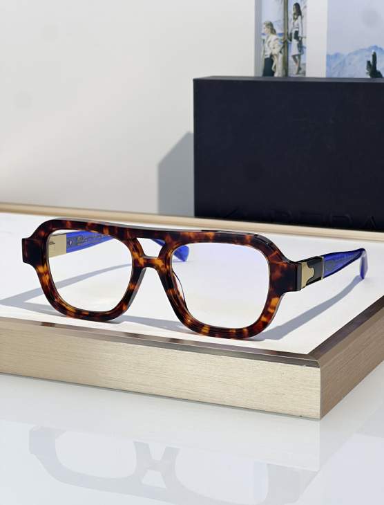 Picture of Kuboraum Sunglasses _SKUfw80476819fw